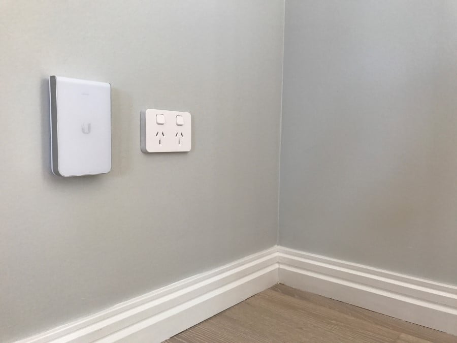 Troy Hunt: Wiring a home network from the ground-up with Ubiquiti